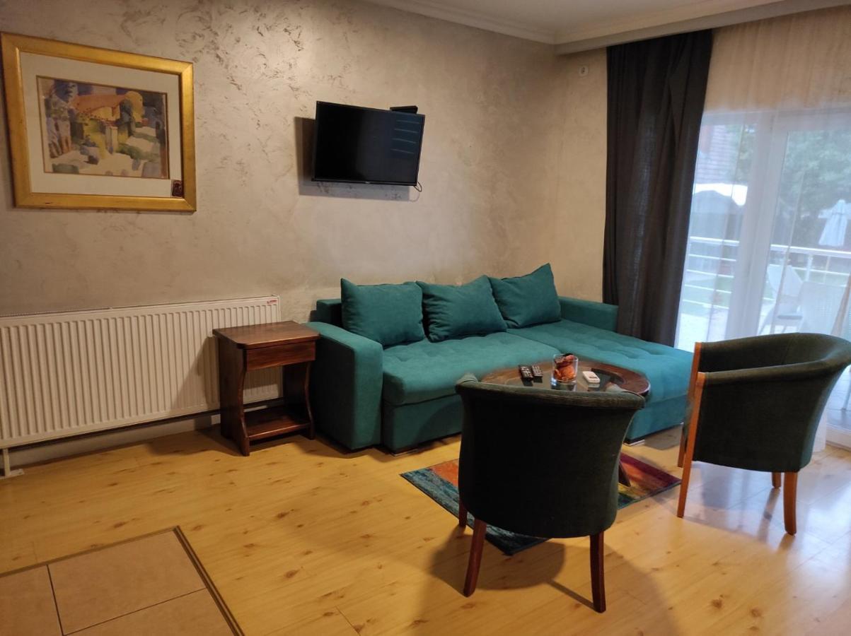 Vila Mila Riverside Apartments Smederevo Exteriör bild
